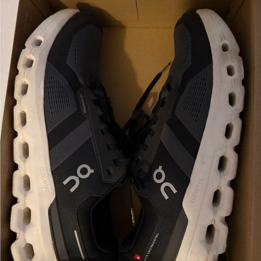 On Running Men's Black and White Cloudstratus Shoes